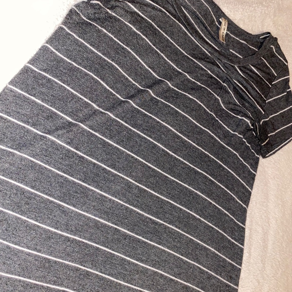 Striped women’s t-shirt !!💗